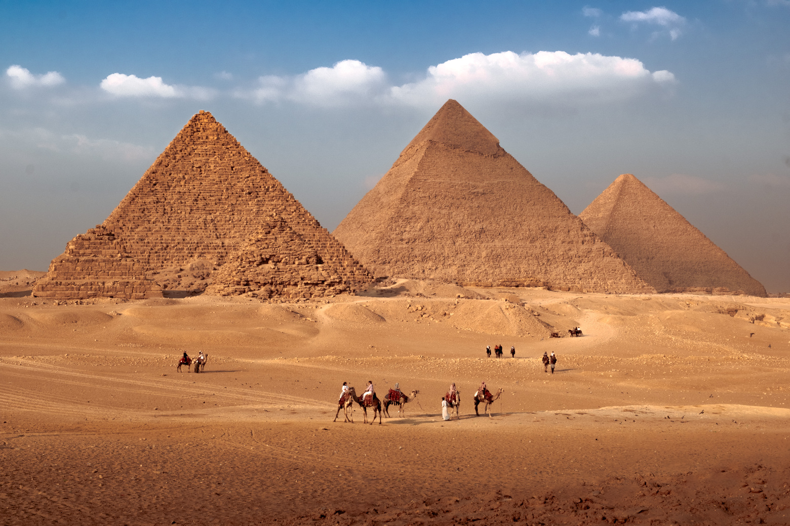 Kezdőlap Egyiptom Gízai piramisok Khufu Khafre Menkaure Gíza Kairó teve sivatag